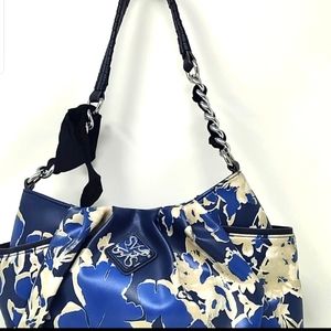 Vera Wang Shoulder Bag